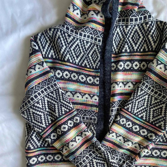 Tribal Print Sweater - Picture 1 of 6
